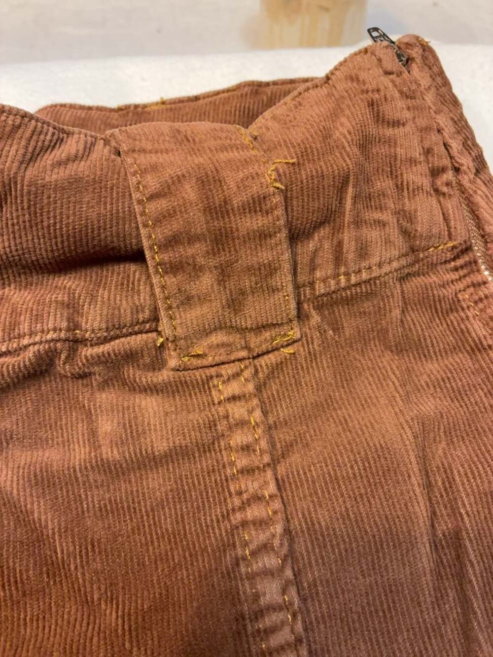 BDG Urban Outfitters Brown Corduroy Flare Pants Size W27 L32 - Picture 5 of 9